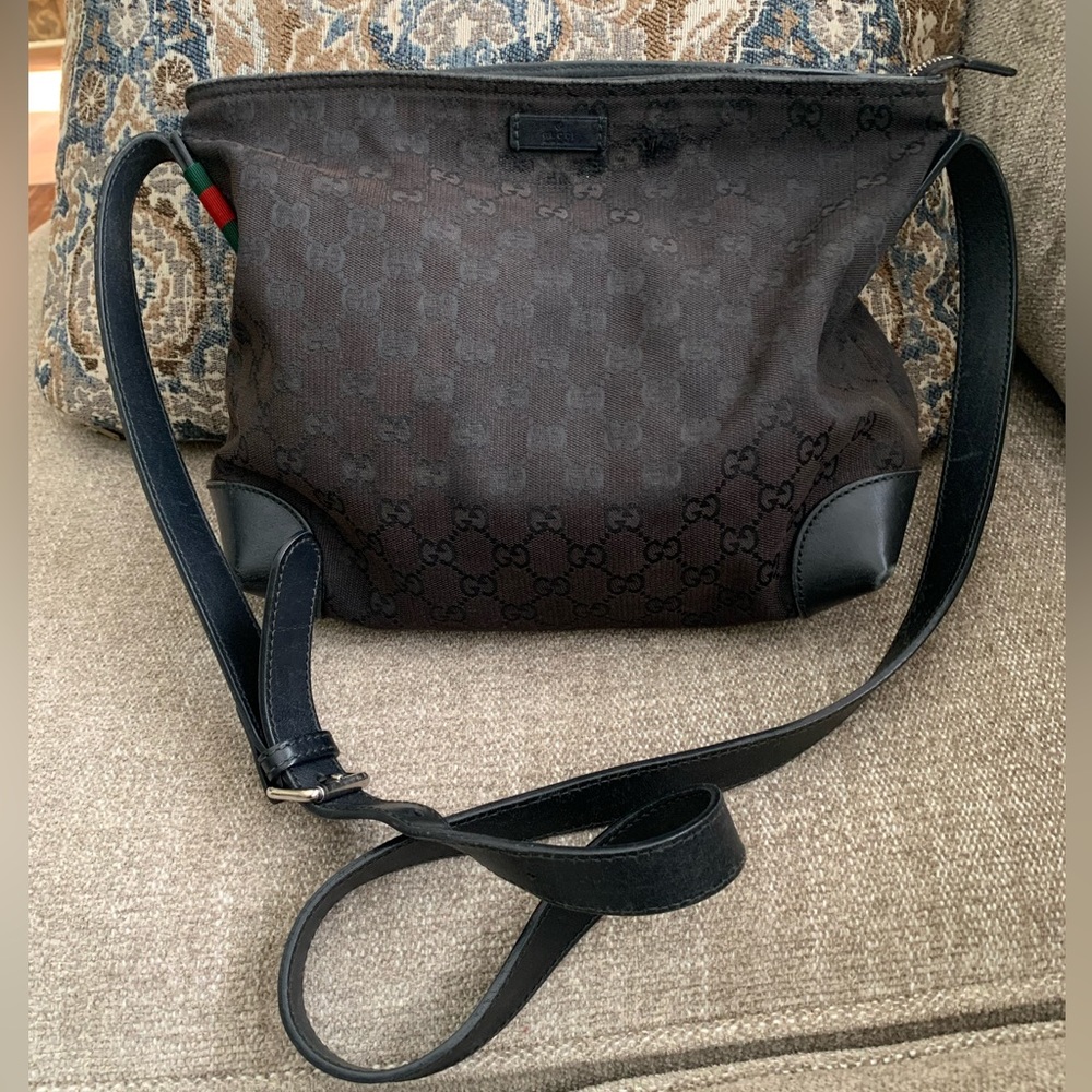 ✨GUCCI GG Canvas Web Stripe Used Leather Trim Shoulder Bag Crossbody Black